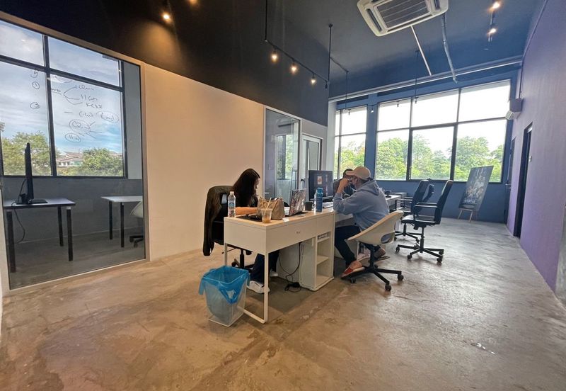 Radia Retail, Seksyen U8