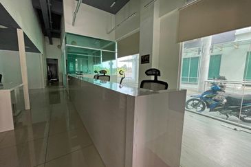 Laman Seri Business Park