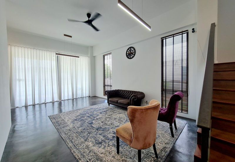 Persiaran Puncak Alam 1 