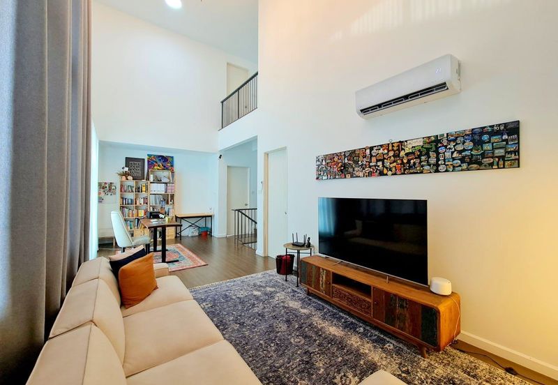 Persiaran Puncak Alam 1 