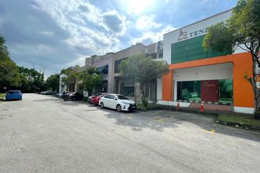 1.5 Storey Terrace factory Hicom Glenmarie Industrial Park for rent