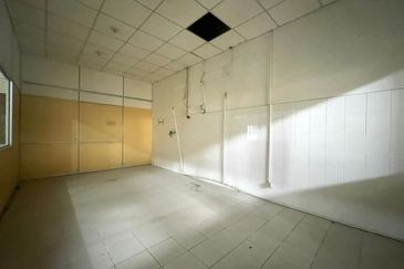 1.5 Storey Terrace factory Hicom Glenmarie Industrial Park for rent