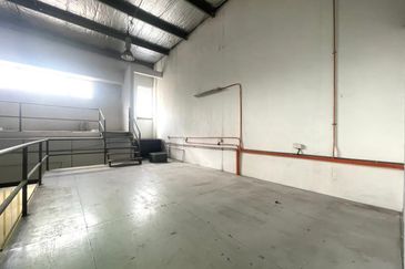 1.5 Storey Terrace factory Hicom Glenmarie Industrial Park for rent