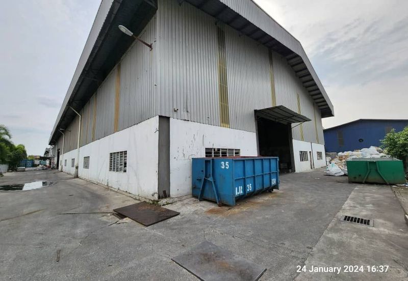 3 Storey Office cum Detached Factory at Jln. Sg. Puloh, Off Jalan Kapar for rent