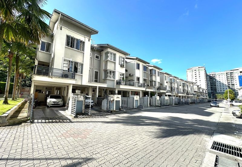 Ariza Garden Villa @ Taman Raintree