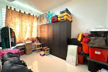 Ariza Garden Villa @ Taman Raintree