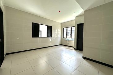 Hevea Elmina Gardens