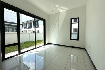 Hevea Elmina Gardens