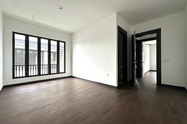 Hevea Elmina Gardens