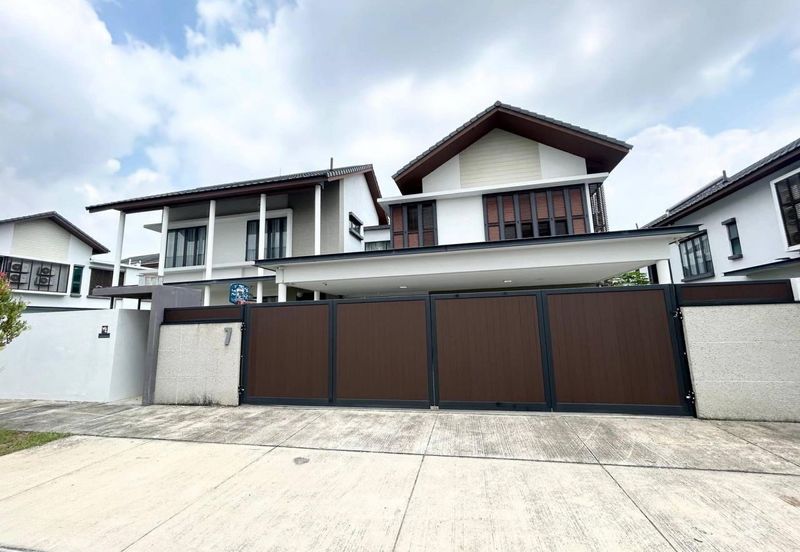 Tiana Elmina Gardens