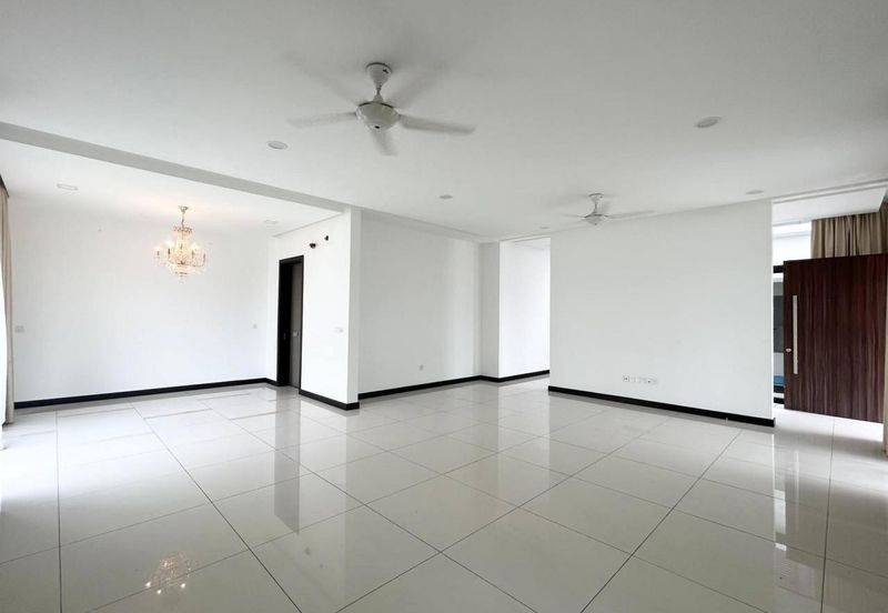 Tiana Elmina Gardens