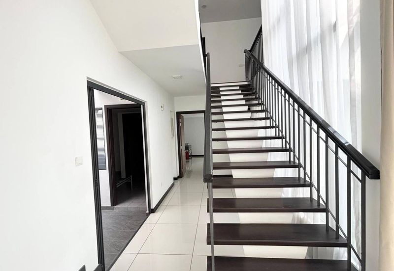 Tiana Elmina Gardens