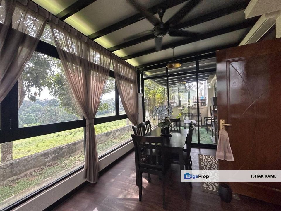 2.5 Storey Semi D House Jelutong Heights, Bukit Jelutong (RENOVATED CANTIK), Selangor, Bukit Jelutong