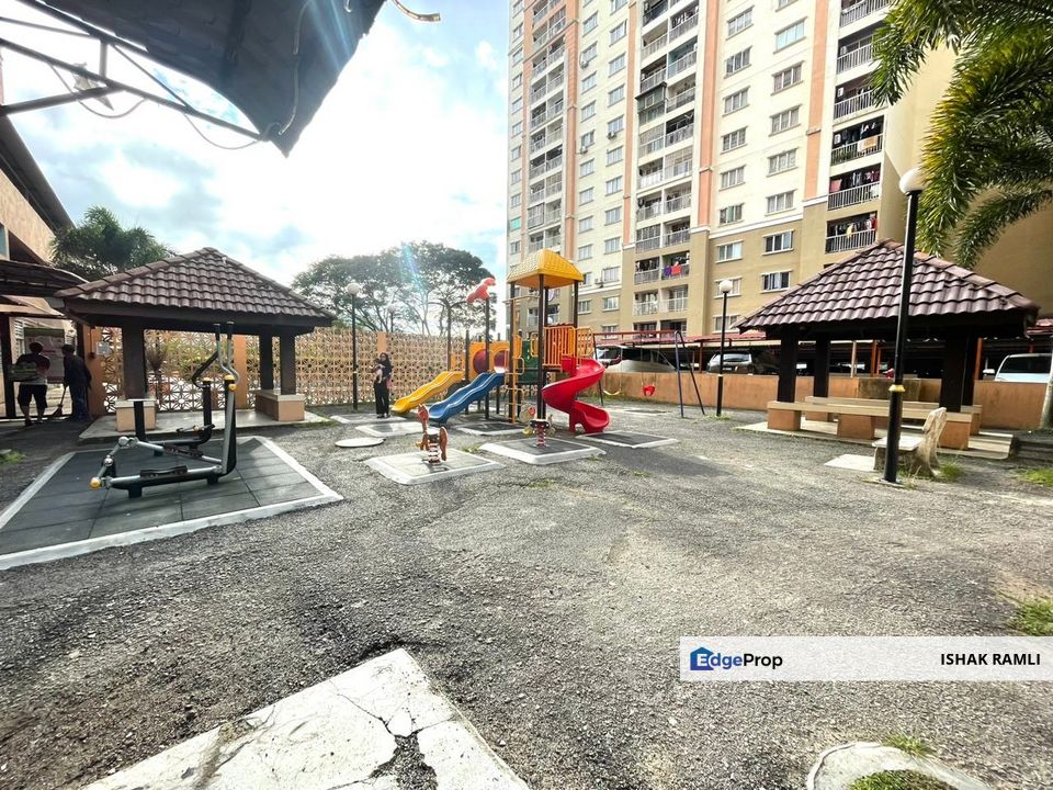 Lakeview Apartment, Taman Jasa Perwira, Selayang (Lower Floor), Selangor, Selayang