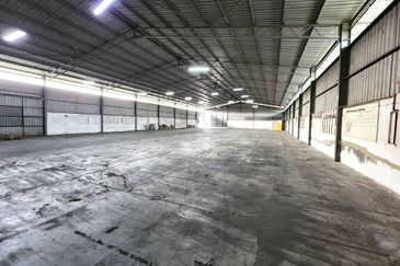 Warehouse at Jalan Keratapi Lama, Kapar for rent