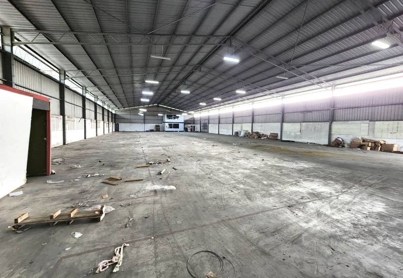 Warehouse at Jalan Keratapi Lama, Kapar for rent