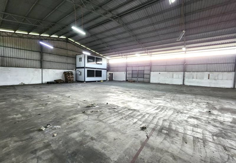 Warehouse at Jalan Keratapi Lama, Kapar for rent
