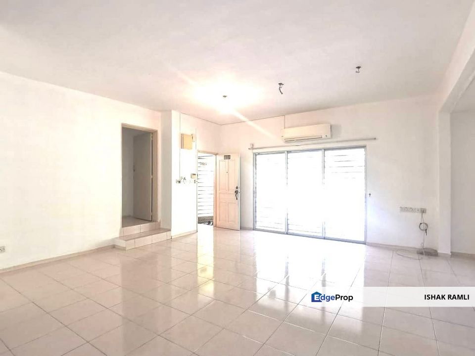 End Lot 2 Storey Terrace House Sunway Alam Suria, Seksyen U9, Shah Alam, Selangor, Shah Alam