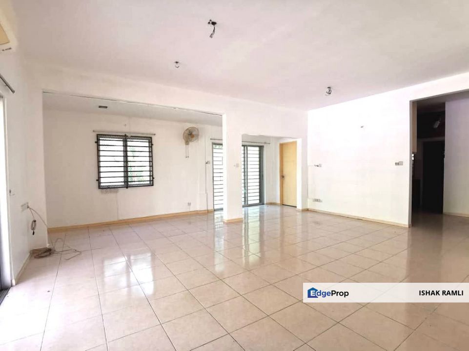 End Lot 2 Storey Terrace House Sunway Alam Suria, Seksyen U9, Shah Alam, Selangor, Shah Alam