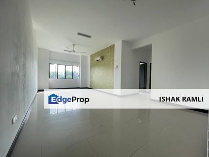 Desa Idaman Apartment, Puchong Prima, Puchong For Sale Facing Lake , Selangor, Puchong