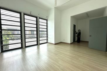 Cahaya SPK, Seksyen U9