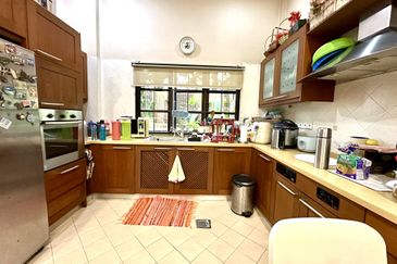 Seksyen 11, Shah Alam