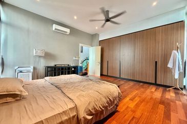 Clover Garden Residences