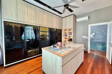 Clover Garden Residences