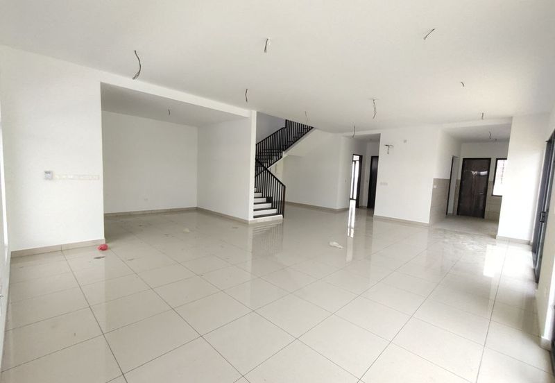 Elmina Green The Eighth @ City of Elmina