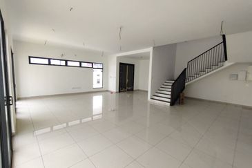 Elmina Green The Eighth @ City of Elmina