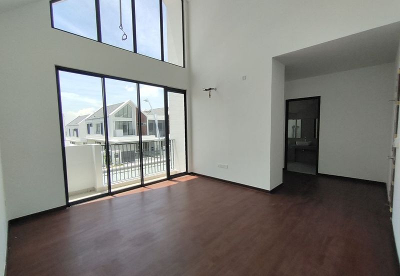 Elmina Green The Eighth @ City of Elmina