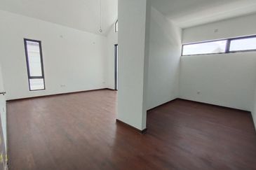 Elmina Green The Eighth @ City of Elmina