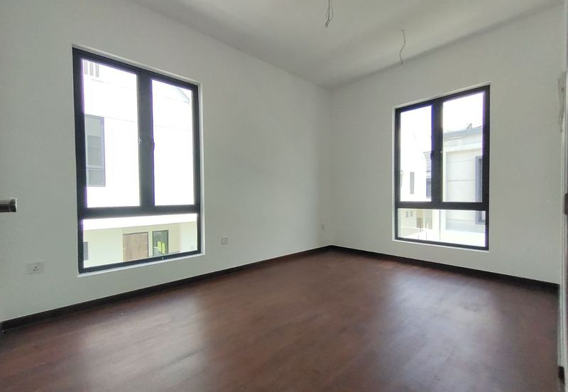 Elmina Green The Eighth @ City of Elmina