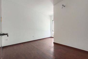 Elmina Green The Eighth @ City of Elmina