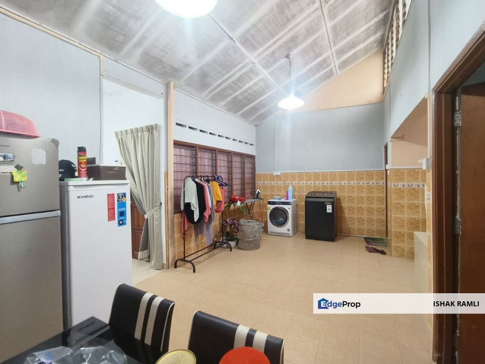 Single Storey Terrace House Seksyen 2, Shah Alam (MURAH), Selangor, Shah Alam