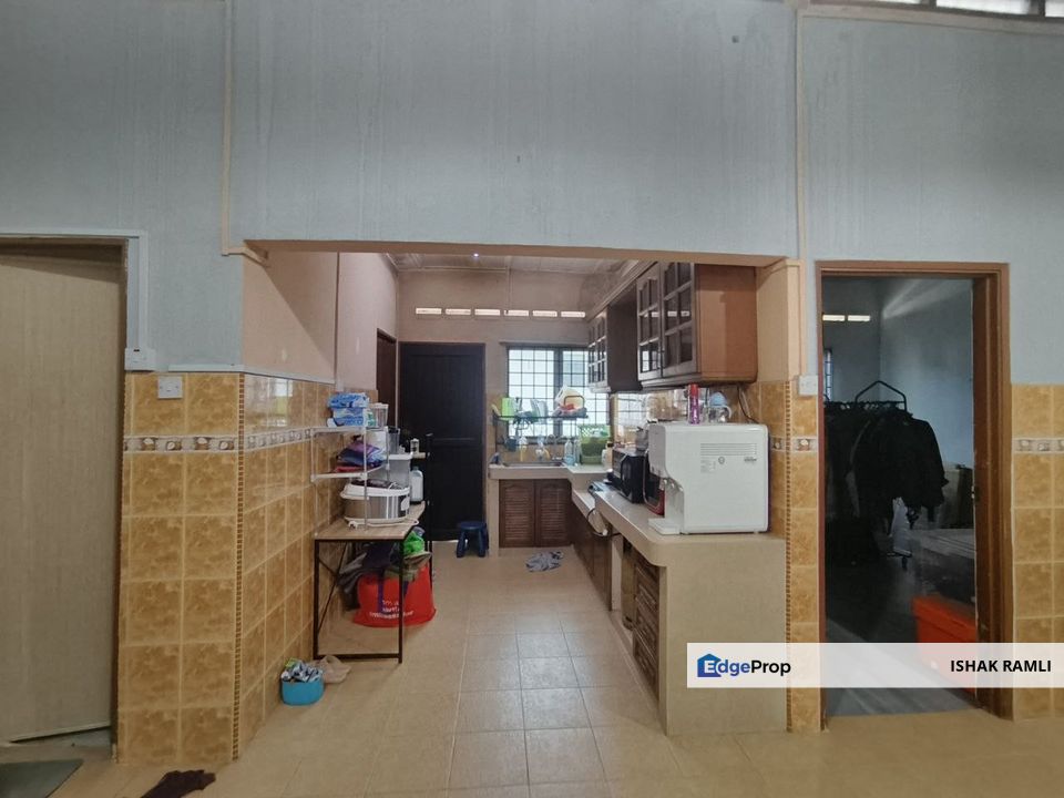 Single Storey Terrace House Seksyen 2, Shah Alam (MURAH), Selangor, Shah Alam