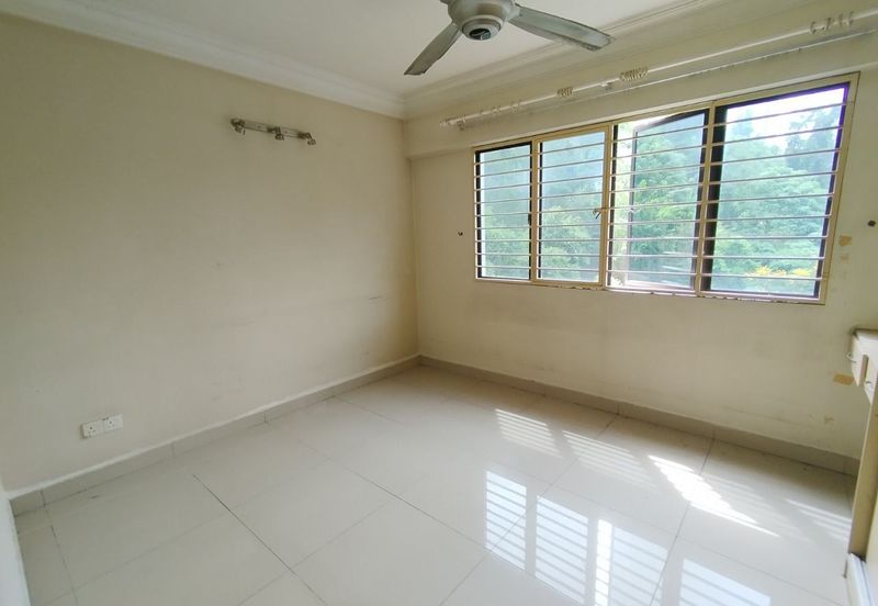 Putra Villa Kondominium