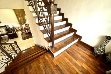 Seksyen 11, Kota Damansara