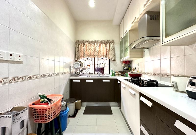 Seksyen 11, Kota Damansara