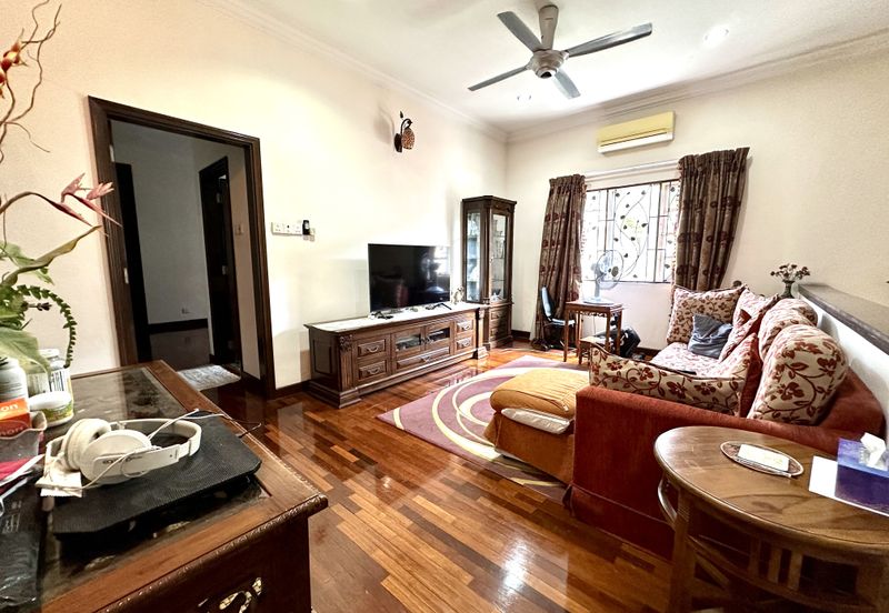 Seksyen 11, Kota Damansara