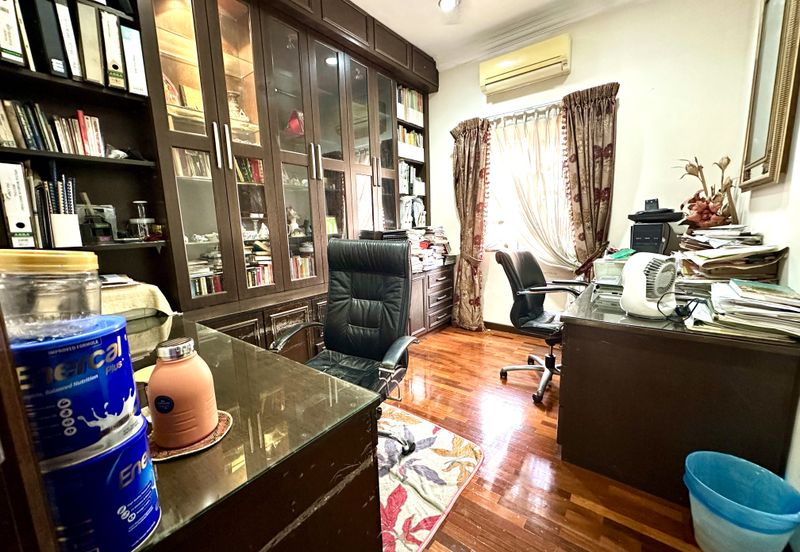 Seksyen 11, Kota Damansara