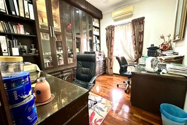 Seksyen 11, Kota Damansara