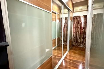 Seksyen 11, Kota Damansara