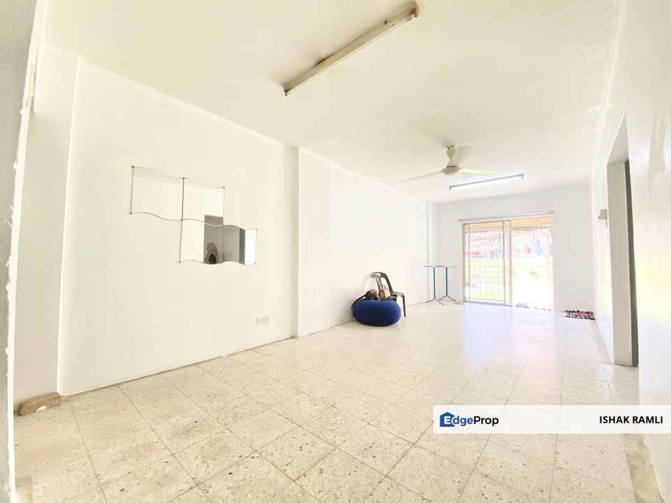 Pangsapuri Bukit Kuda, Klang For Sale Ground Floor and Below Market , Selangor, Klang