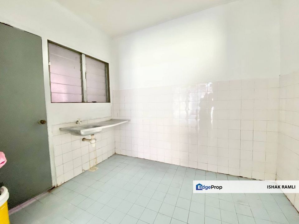 Pangsapuri Bukit Kuda, Klang For Sale Ground Floor and Below Market , Selangor, Klang