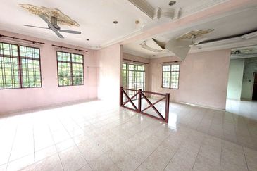 Persiaran Puncak Alam 1 