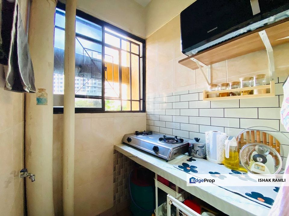 Pelangi Damansara Apartment, Kota Damansara for sale Below Market , Selangor, Kota Damansara