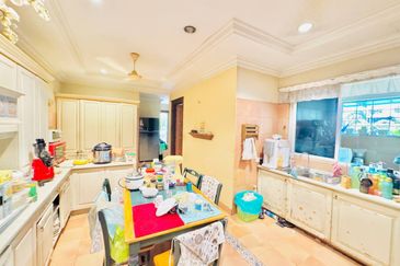 Lakeview Resort Saujana