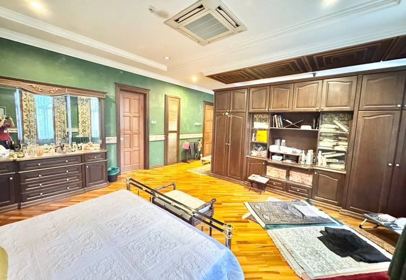 Lakeview Resort Saujana