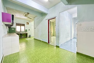 Persiaran Puncak Alam 2 